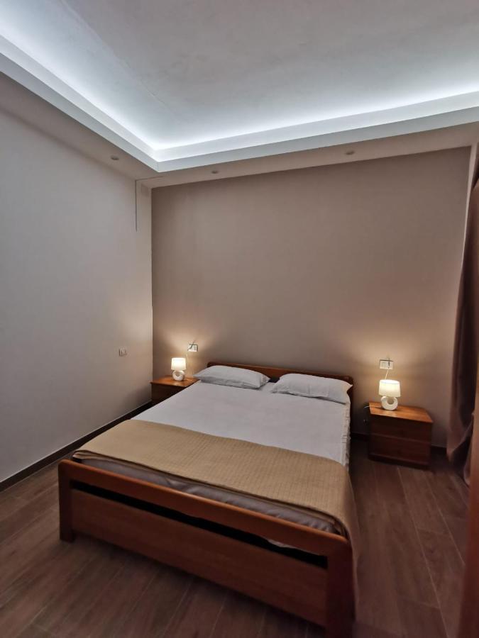 Loiacono Apartments 2 Caria Bagian luar foto