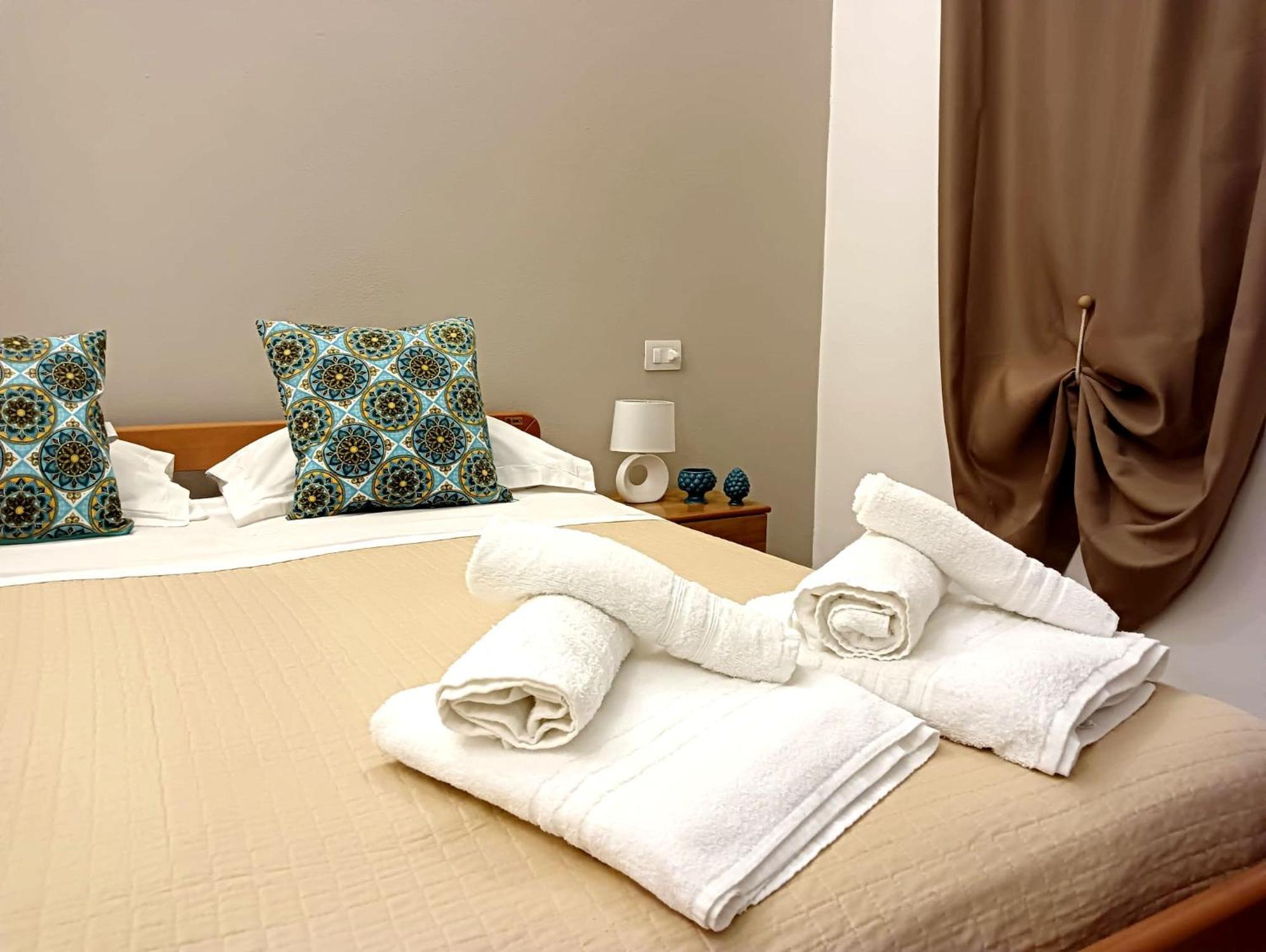 Loiacono Apartments 2 Caria Bagian luar foto